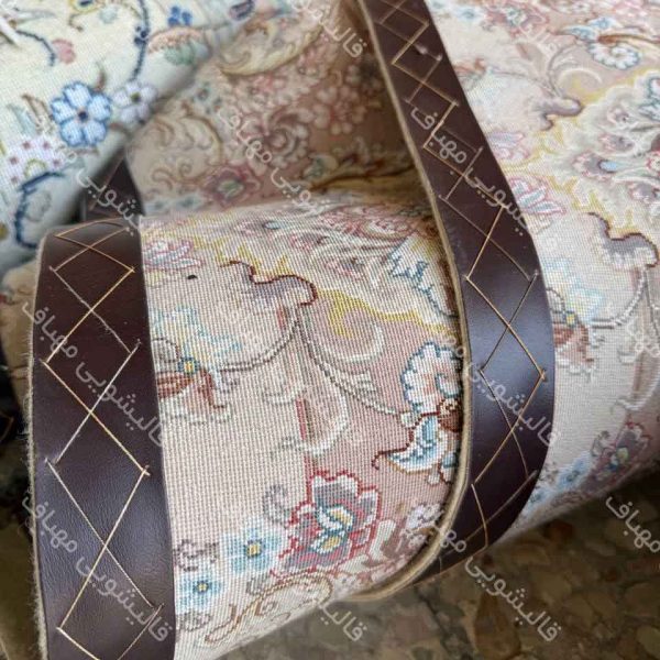 چرم دوزی فرش