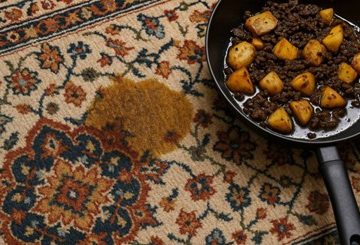 پاک کردن لکه روغن از روی فرش